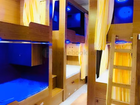 Bed Space & Partition for Female in Dubai