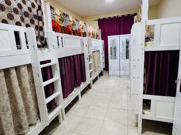 Bed Space & Partition in Al Barsha