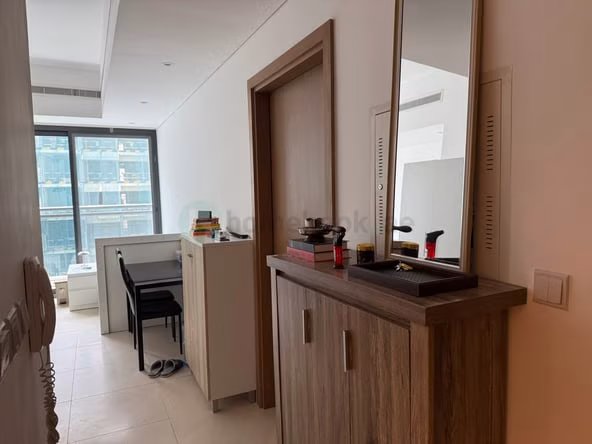 Bed Space & Partition Jumeirah Village Circle (JVC)