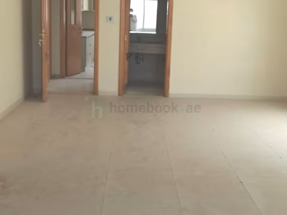 Room for Rent in Al Rigga