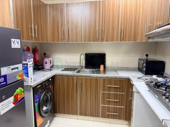 Bed Space & Partition in Al Jafiliya