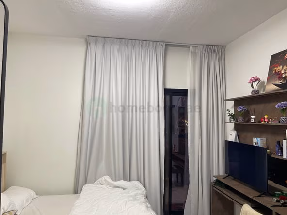 Bed Space & Partition in Sheikh Zayed Road