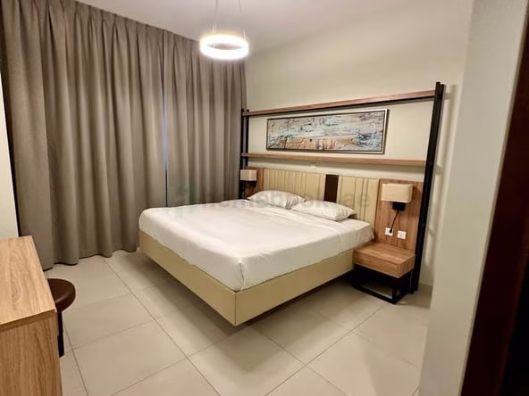 Room for Rent in Al satwa