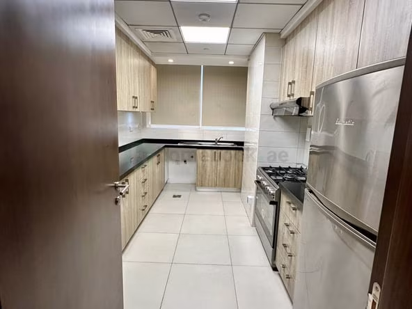 Room for Rent in Al satwa