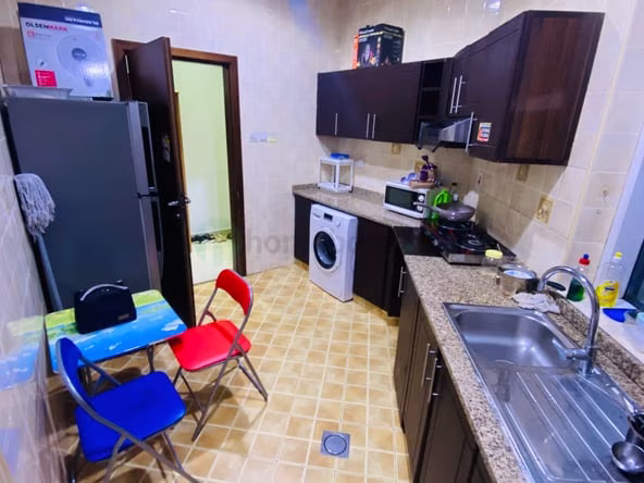 Bed Space & Partition in Al Raffa