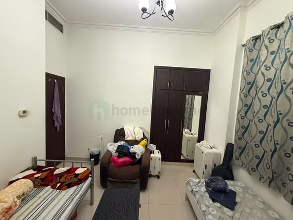 Bed Space & Partition in Bur Dubai