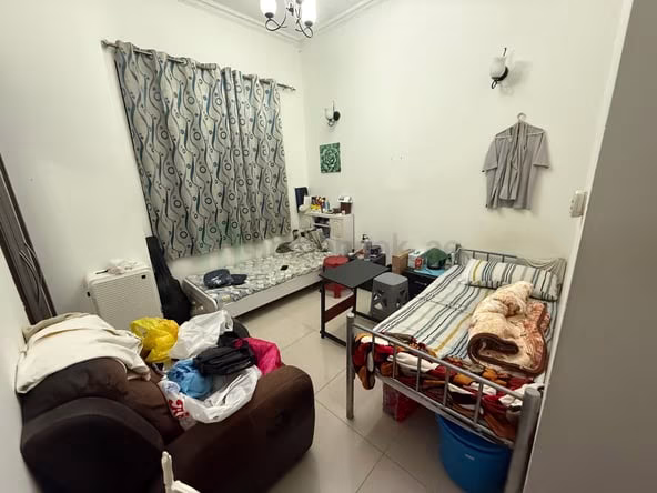 Bed Space & Partition in Bur Dubai