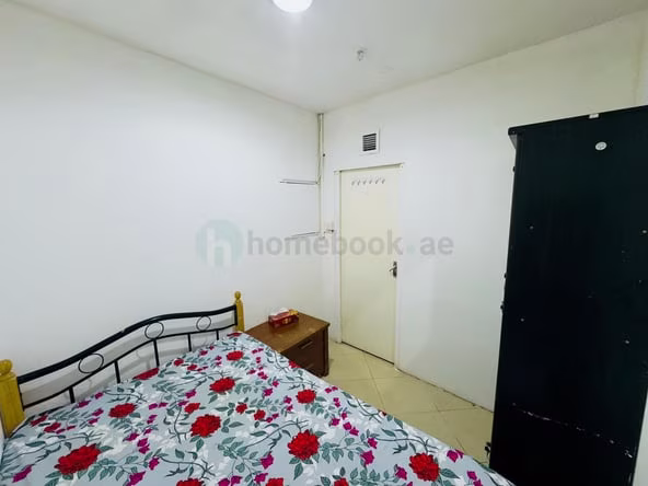 Bed Space & Partition in Bur Dubai
