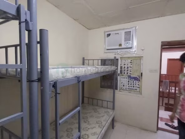 Bed Space & Partition in Al Quoz