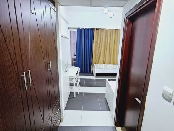 Bed Space & Partition in Dubai Silicon Oasis (DSO)