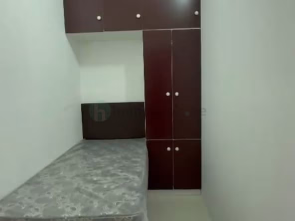 Bed Space & Partition in Business Bay