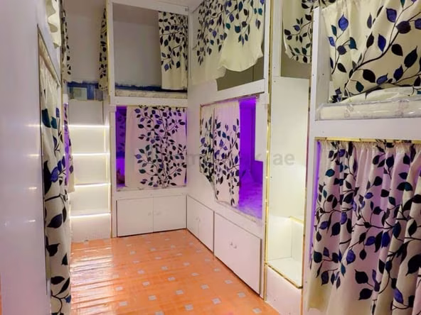 Bed Space & Partition in Hor Al Anz