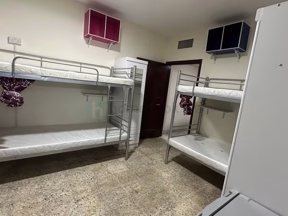 Bed Space & Partition in Bur Dubai