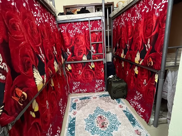 Bed Space & Partition in Al Murar