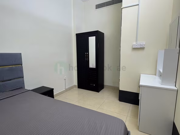 Bed Space & Partition in Oud Metha