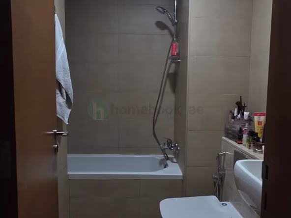 Bed Space & Partition in Business Bay
