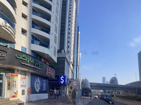 Bed Space & Partition in Sheikh Zayed Road