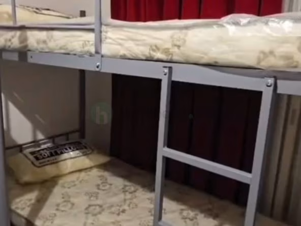 Bed Space & Partition in Al Qusais