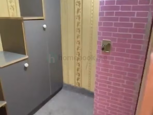 Bed Space & Partition in Al Raffa