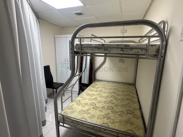 Bed Space & Partition in Al Mankhool