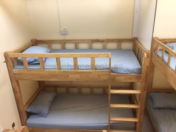 Bed Space & Partition in Hor Al Anz
