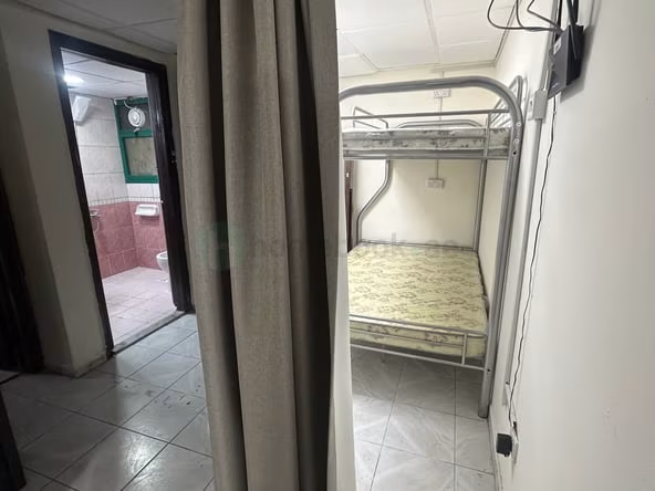 Bed Space & Partition in Al Mankhool