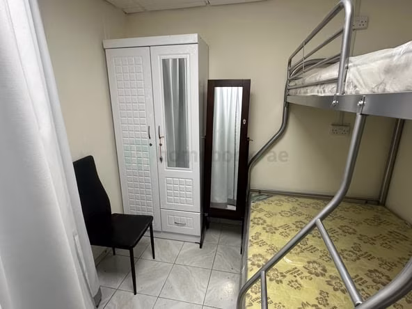 Bed Space & Partition in Al Mankhool