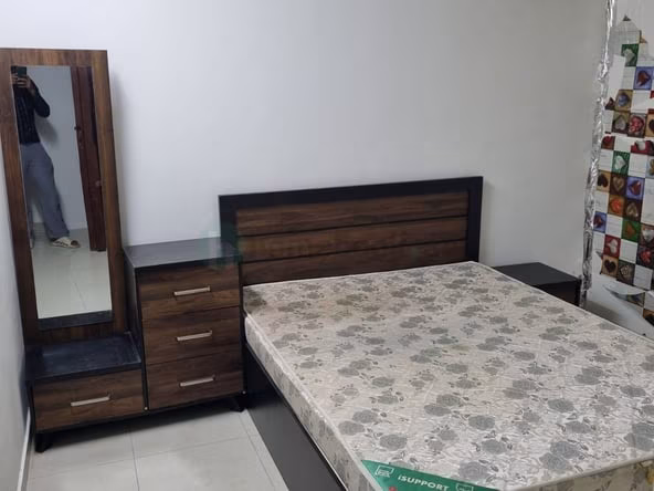 Bed Space & Partition in Sharjah