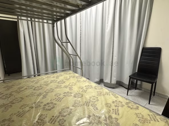 Bed Space & Partition in Al Mankhool