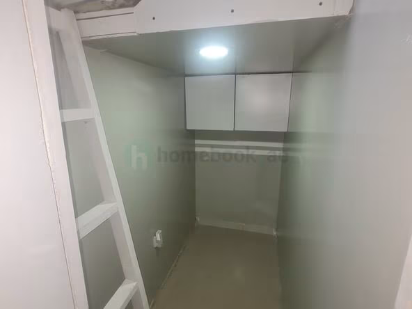Partition in Bur Dubai
