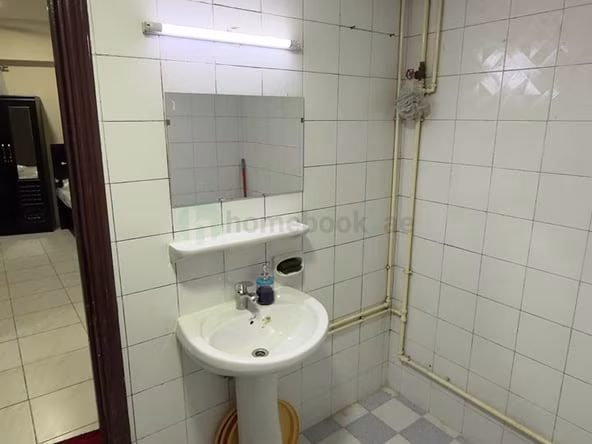 Bed Space & Partition in Al Raffa