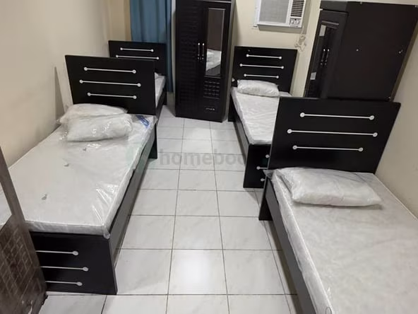 Bed Space & Partition in Al Raffa
