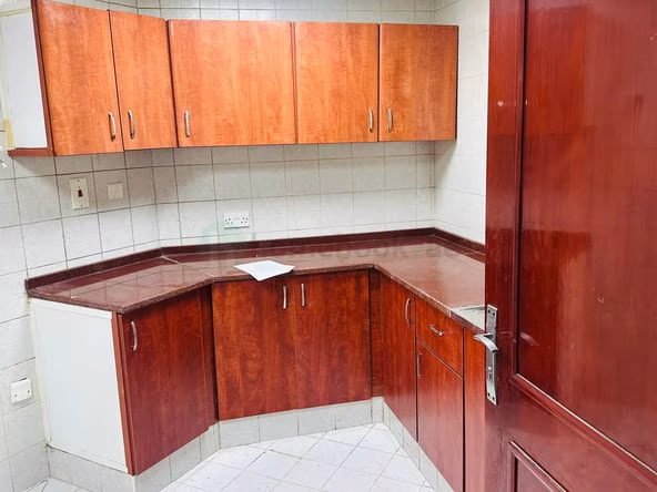 Bed Space & Partition in Al Qusais