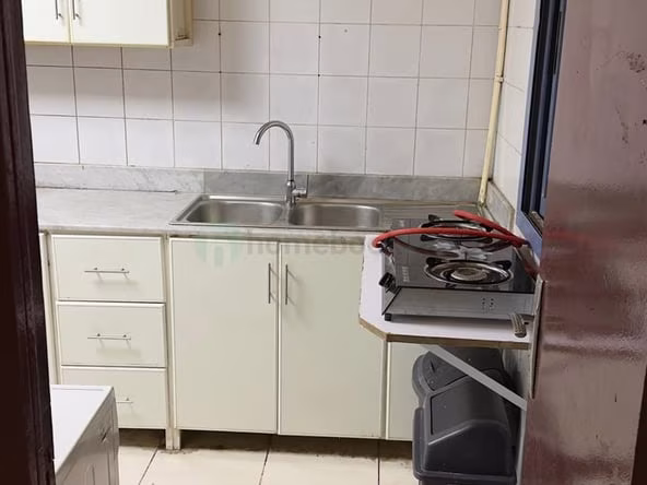 Bed Space & Partition in Al Raffa