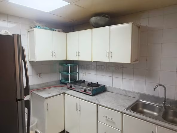 Bed Space & Partition in Al Raffa