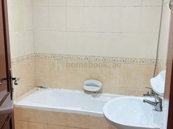 Bed Space & Partition in Al Qusais