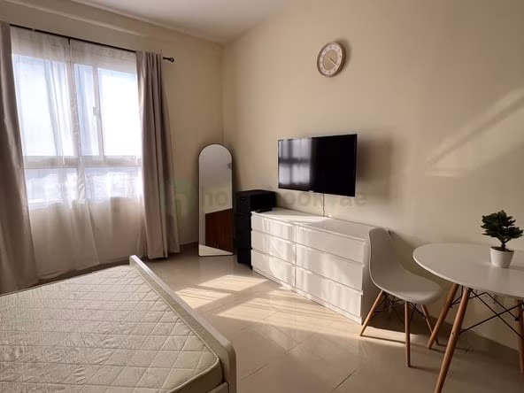 Room for Rent in Al Quoz