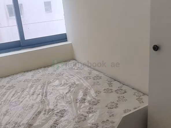 Bed Space & Partition for Females in Dubai