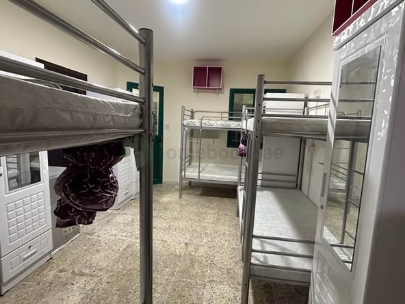 Bed Space & Partition in Al Mankhool