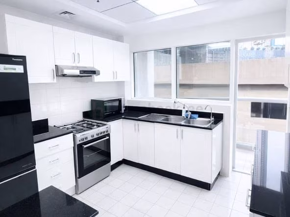 Bed Space & Partition in Downtown Dubai