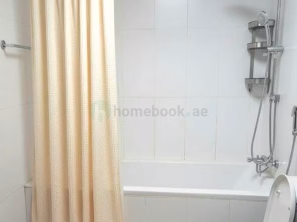 Bed Space & Partition in Downtown Dubai