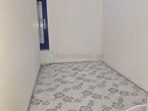Bed Space & Partition for Females in Dubai