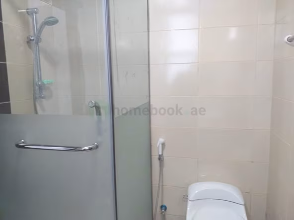 Bed Space & Partition in Dubai Marina