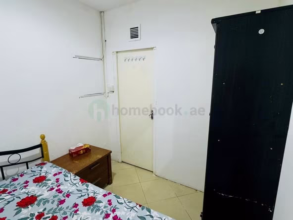 Bed Space & Partition in Al Karama