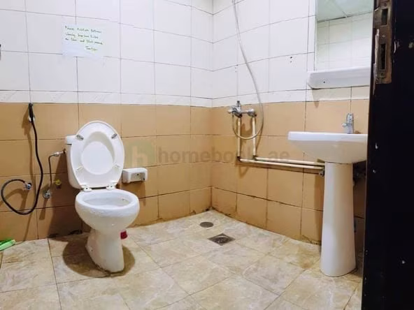 Bed Space & Partition in Al Karama