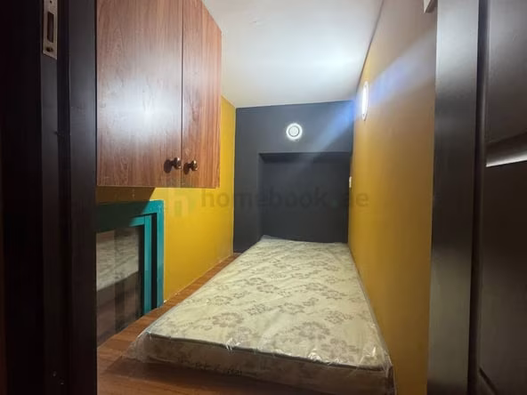 Bed Space & Partition in Al Rigga