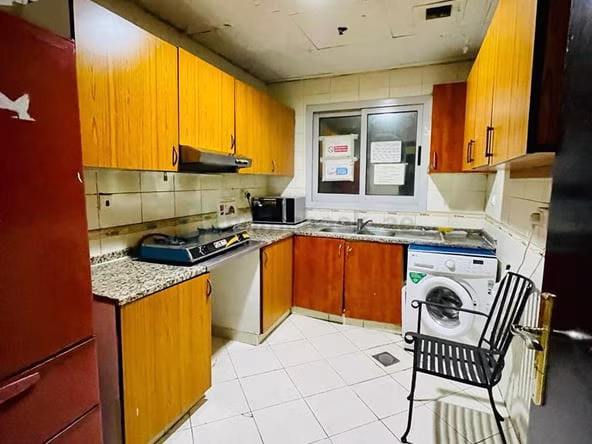 Bed Space & Partition in Al Karama