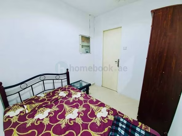 Bed Space & Partition in Al Karama