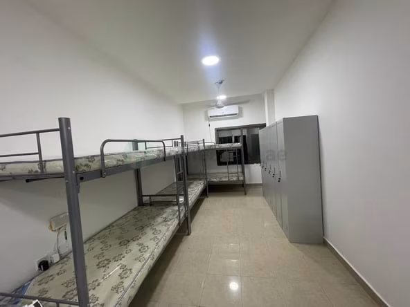 Bed Space & Partition in Al Muteena