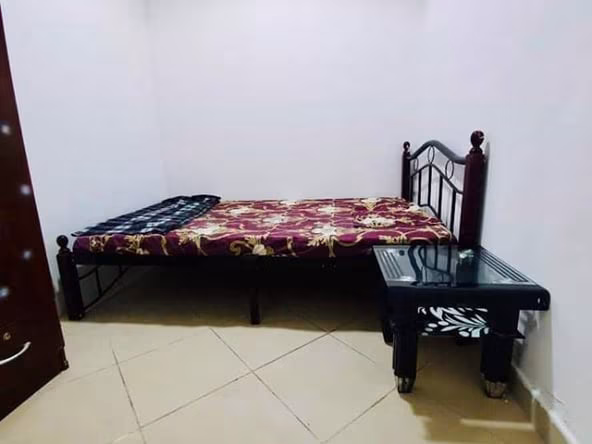 Bed Space & Partition in Al Karama
